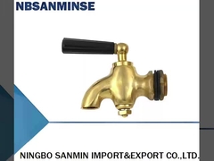 วาล์วและปุ่มทองแดง